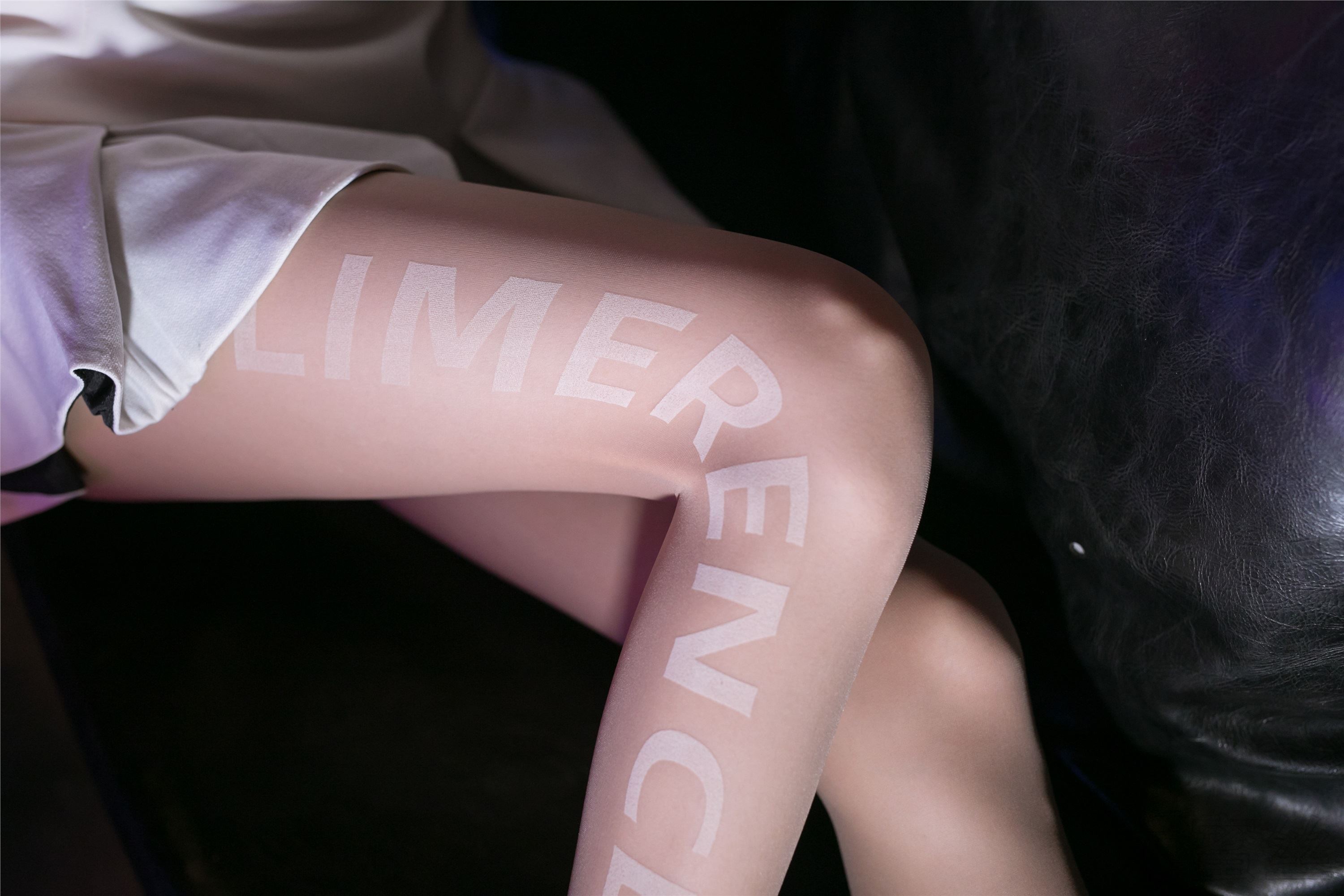 尤蜜丝 穿搭写真 NO.029